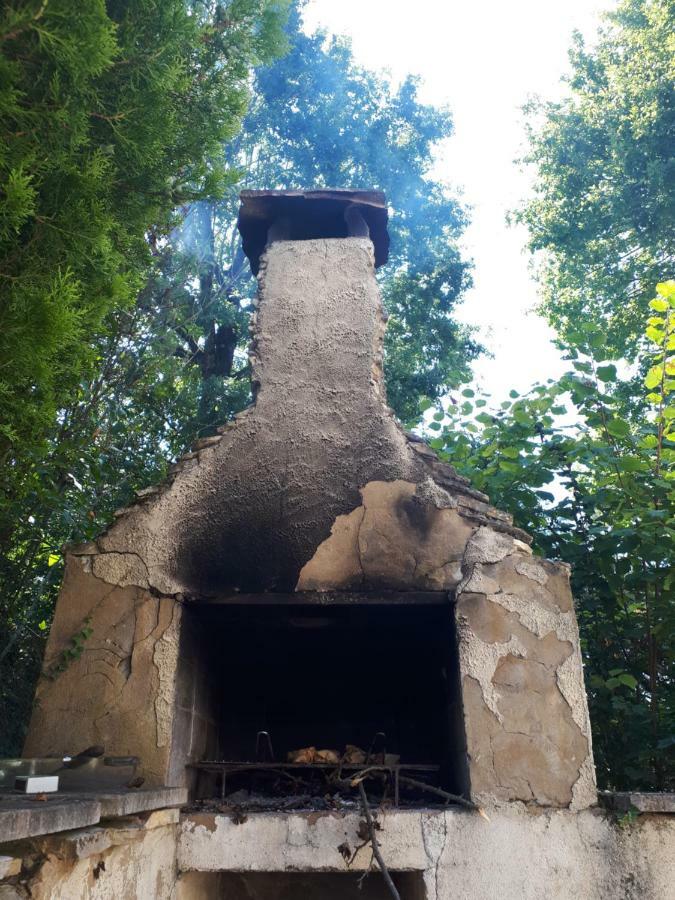 Location De Vacances A Gourdon En Bouriane Exteriér fotografie